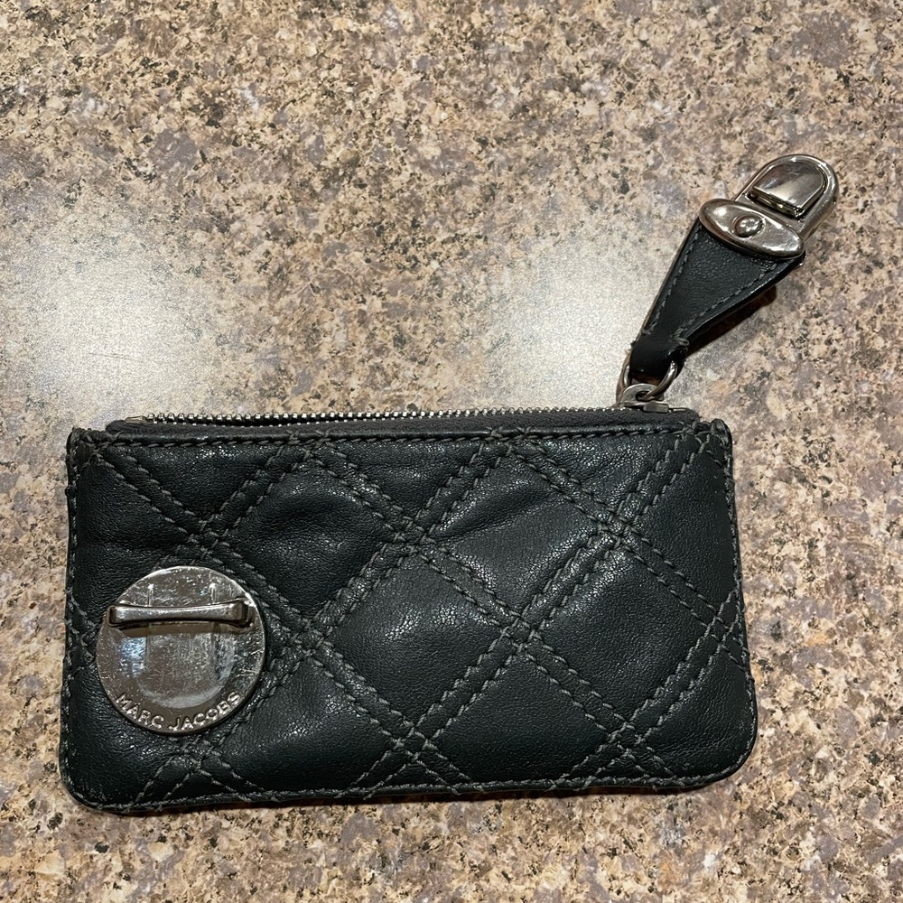 Marc Jacobs Quilted Card Holder - Picture 2 of 4